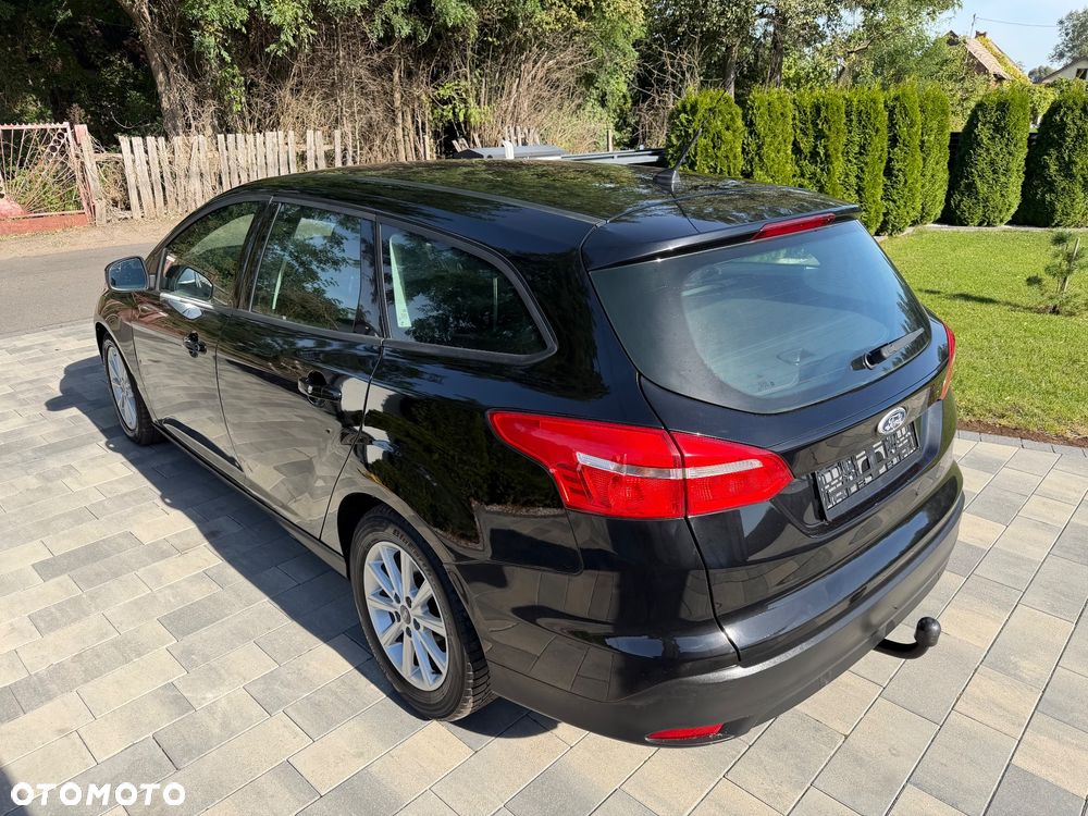 Ford Focus Turnier 1.5 EcoBlue Start-Stopp-System TITANIUM - 11