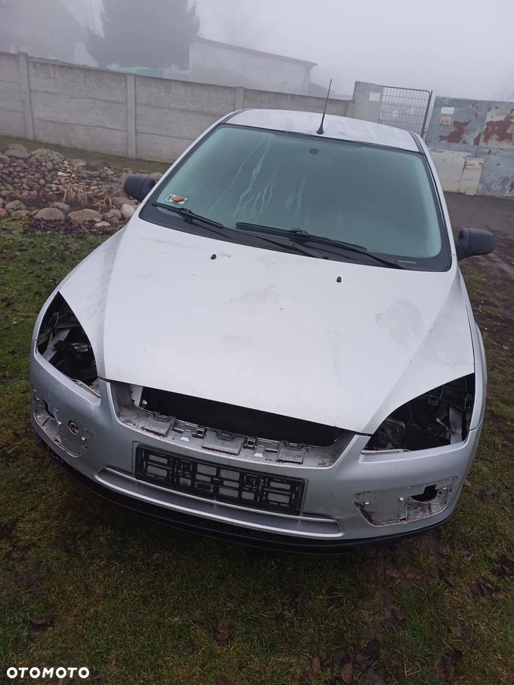 Maska przednia Ford Focus mk2 kolor 03 DA3 auto całe na części - 1