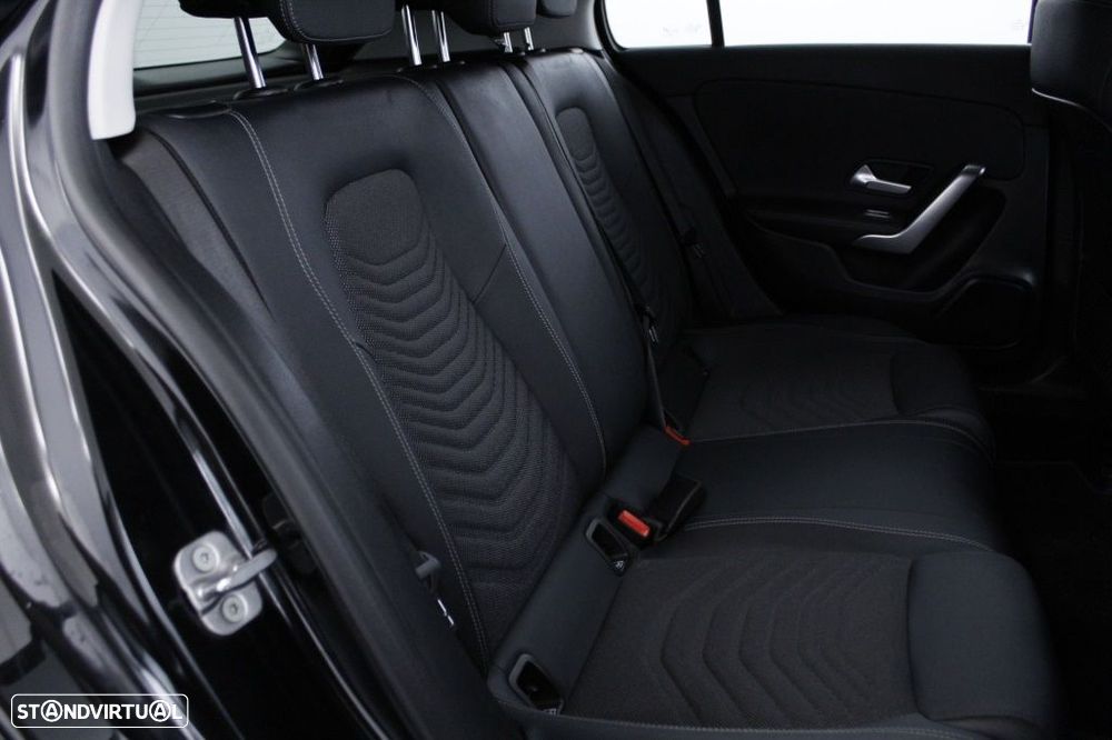 Mercedes-Benz A 200 d - 16