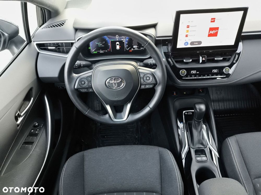 Toyota Corolla - 12