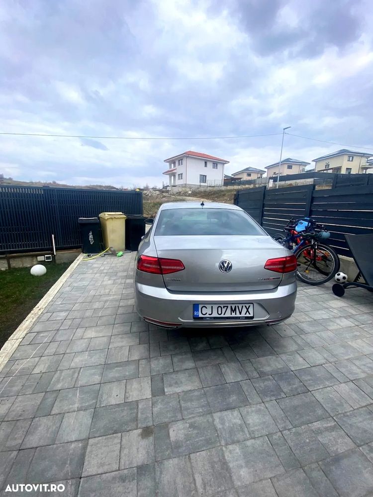 Volkswagen Passat 2.0 TDI DSG 4Motion Highline - 19