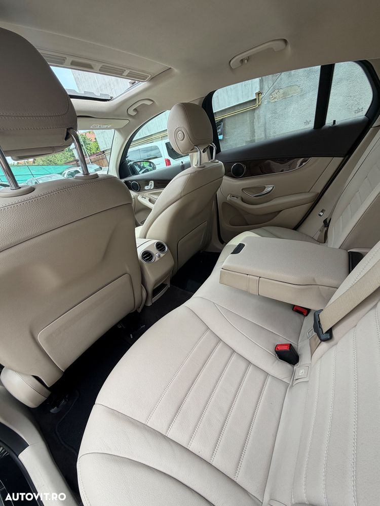 Mercedes-Benz GLC Coupe 250 d 4Matic 9G-TRONIC AMG Line - 14