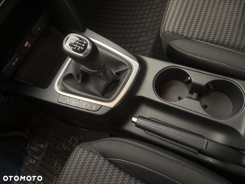 Kia Ceed 1.5 T-GDI M - 17