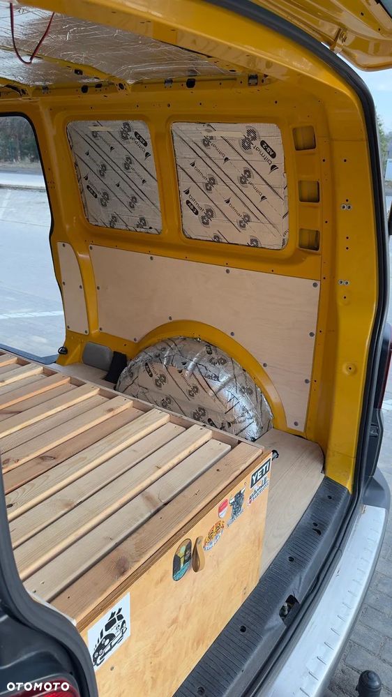 Volkswagen Transporter - 18