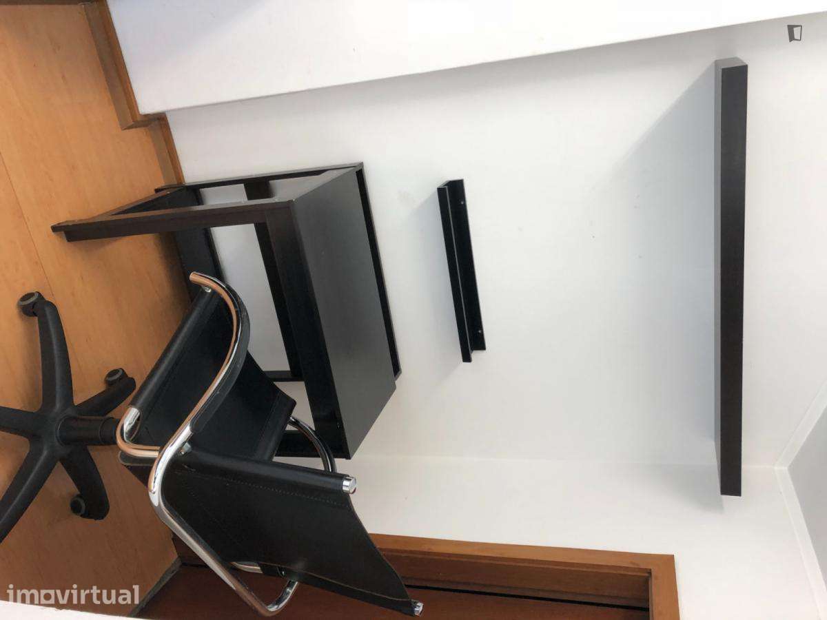 Quarto - localizado em Paranhos Porto - Grande imagem: 5/26