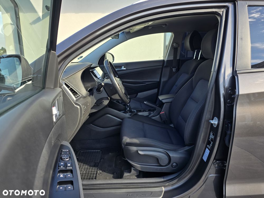 Hyundai Tucson blue 1.7 CRDi 2WD Passion Plus - 18