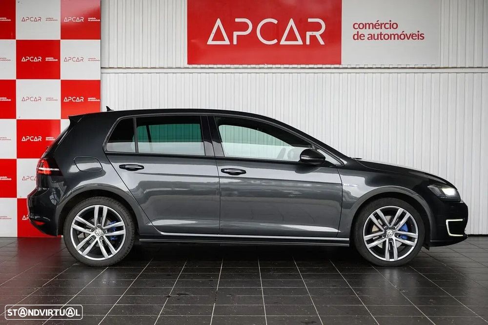 VW Golf 1.4 GTE Plug-In-Hybrid DSG - 3