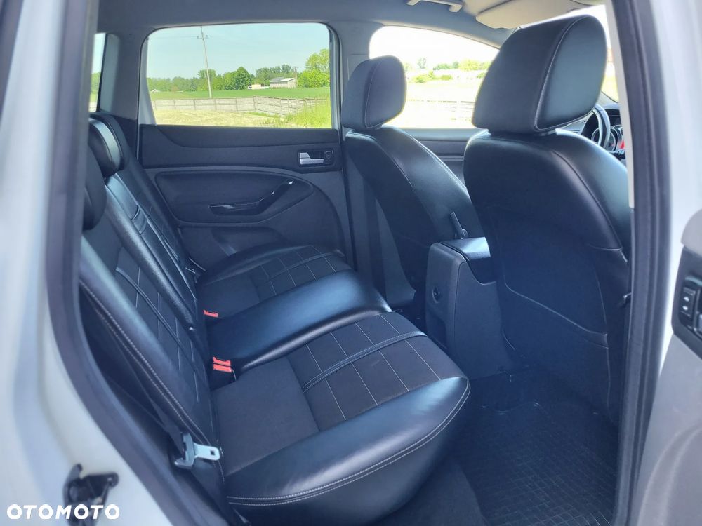 Ford Kuga 2.0 TDCi 4WD Titanium Plus - 19