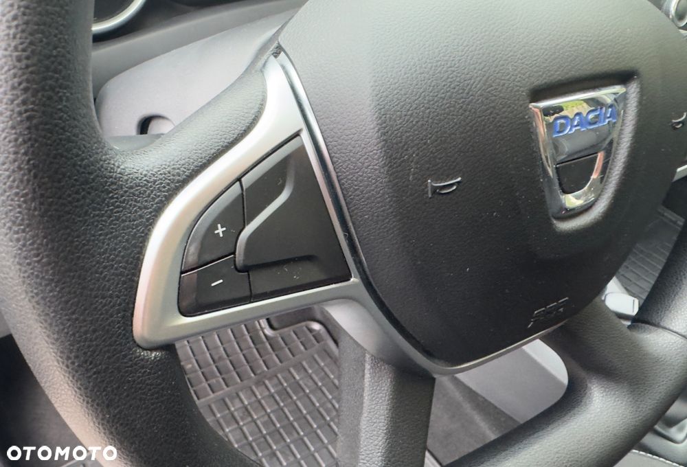 Dacia Logan TCe 90 S&S Celebration - 21