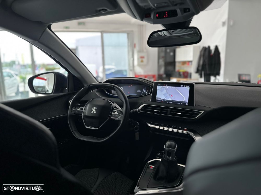 Peugeot 3008 1.2 PureTech Allure - 30