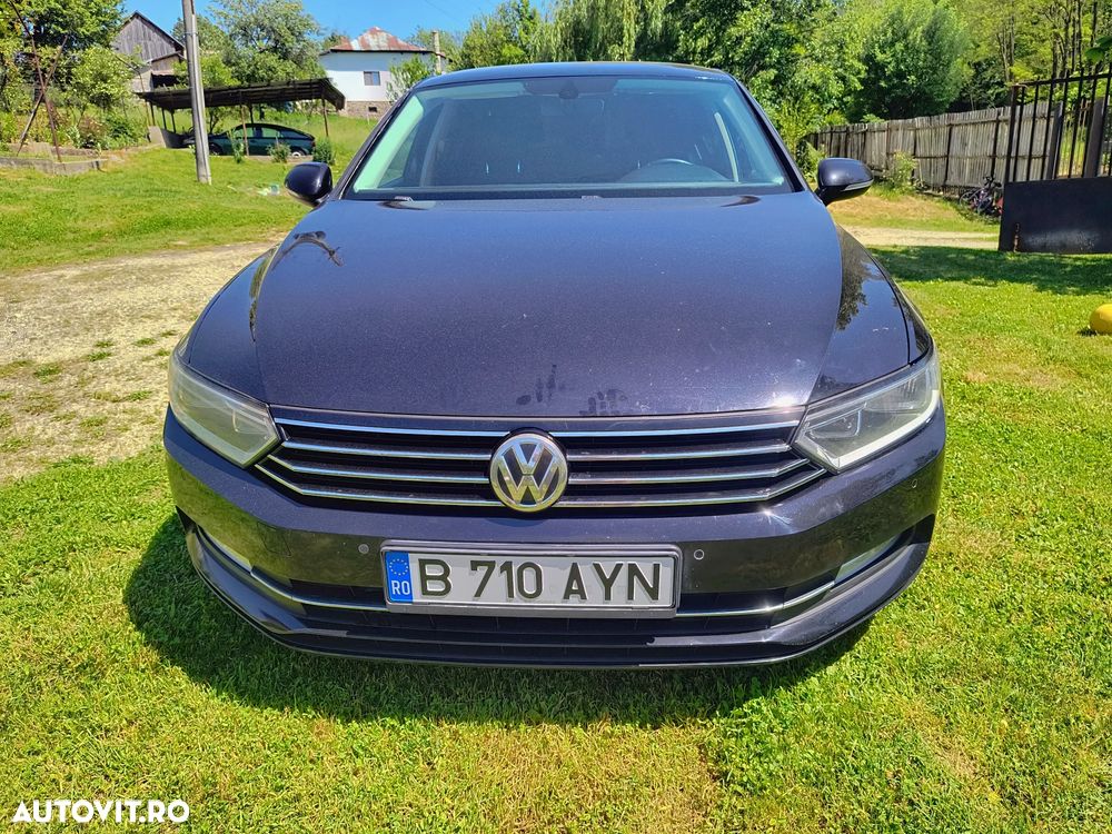 Volkswagen Passat 1.6 TDI Comfortline - 1