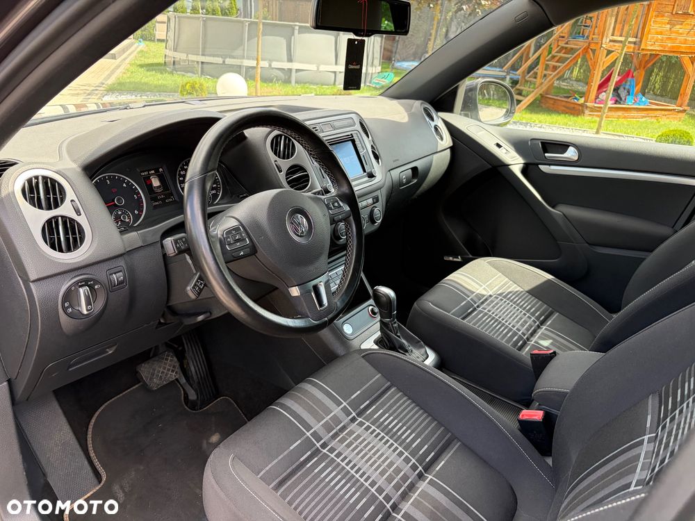 Volkswagen Tiguan 2.0 TDI SCR 4MOTION BlueMotion Technology DSG Lounge Track & Style - 28