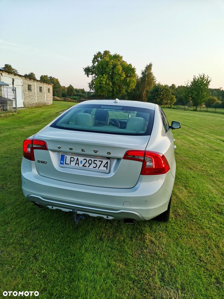 Volvo S60 D5 Summum - 5