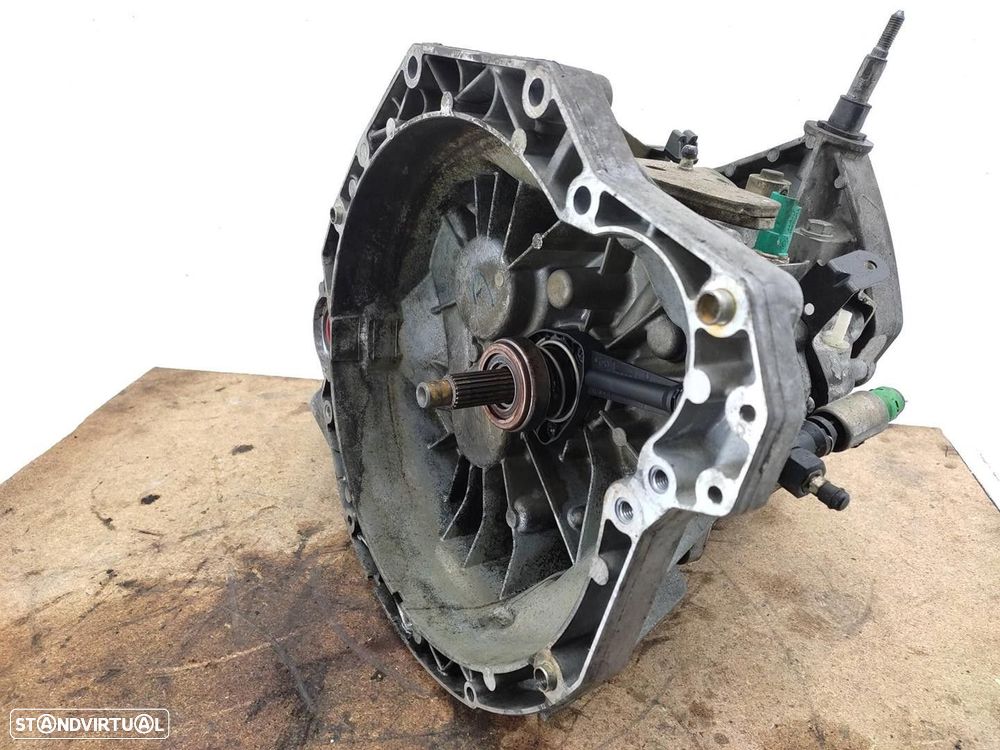 CAIXA VELOCIDADES RENAULT ESPACE IV 2005 - 7