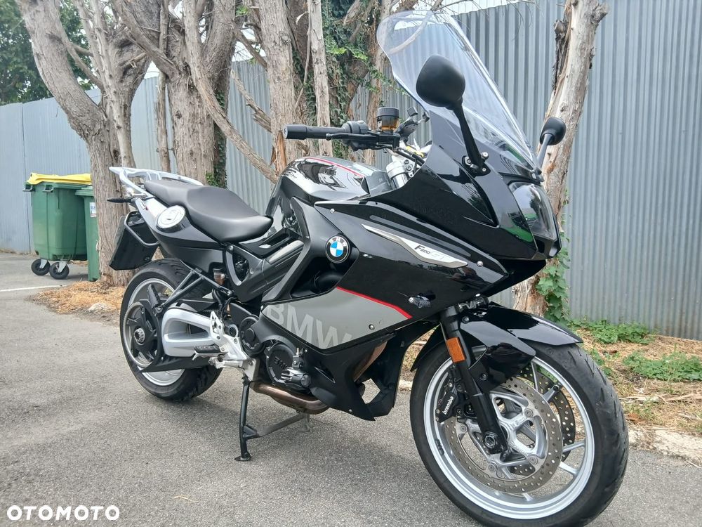 BMW F - 2