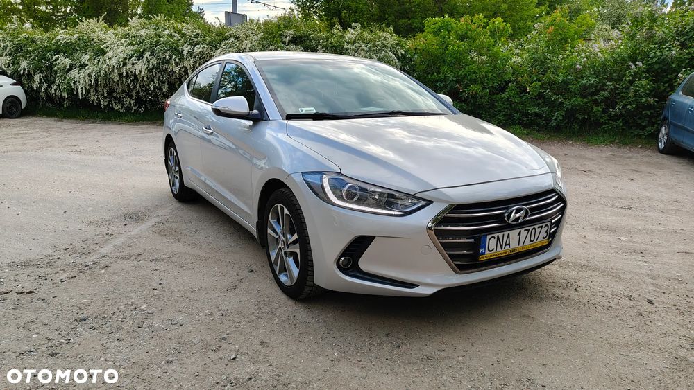 Hyundai Elantra 1.6 Classic Plus - 6