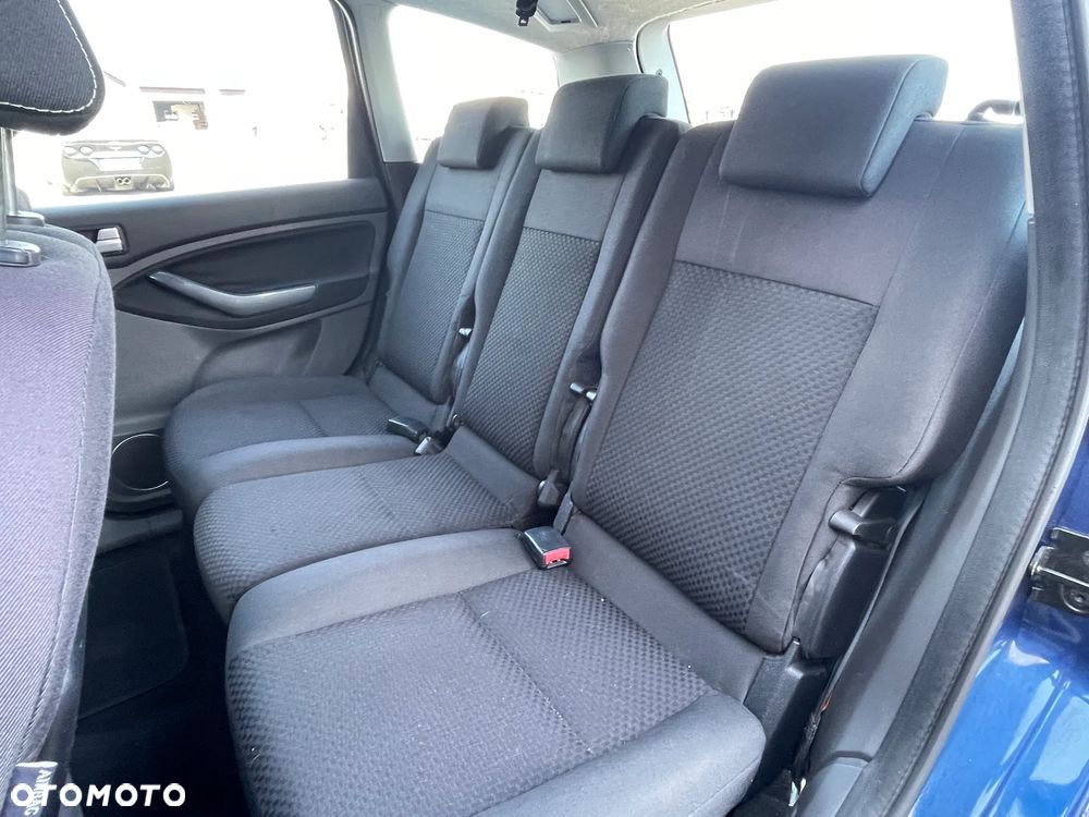 Ford C-MAX 2.0 Style - 21