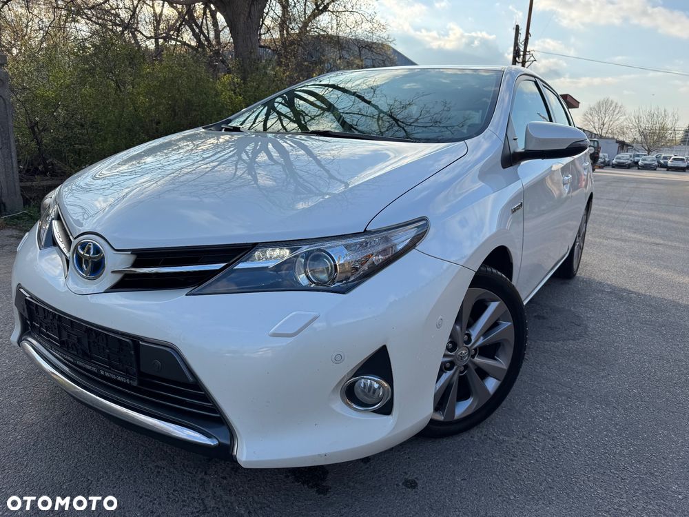 Toyota Auris - 1