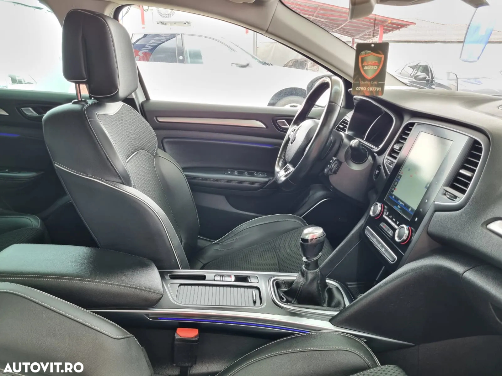 Renault Megane ENERGY dCi 130 BOSE EDITION - 9