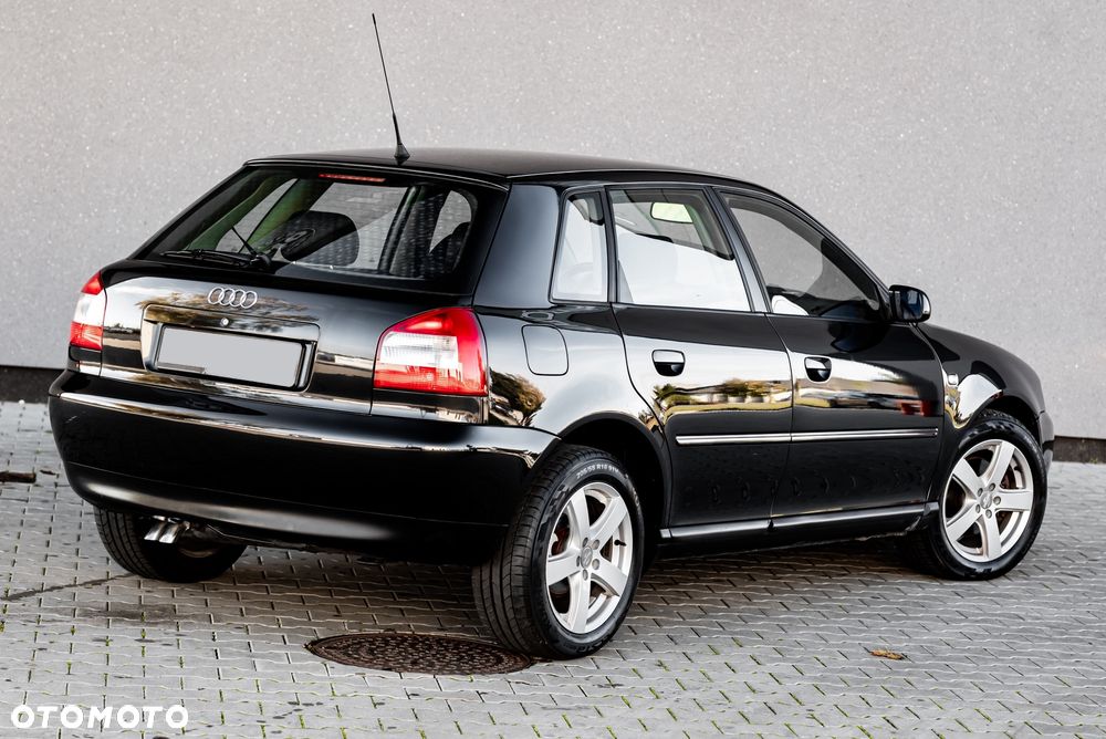 Audi A3 Sportback - 10