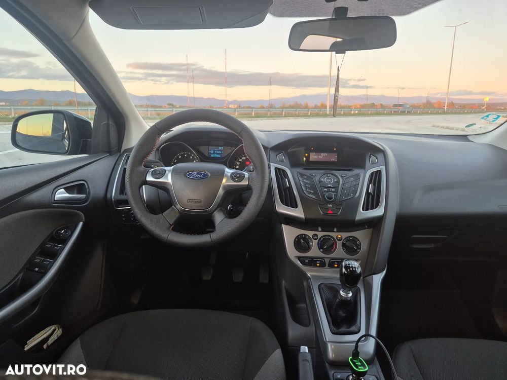 Ford Focus 1.6 EcoBoost Start-Stopp-System SYNC Edition - 15