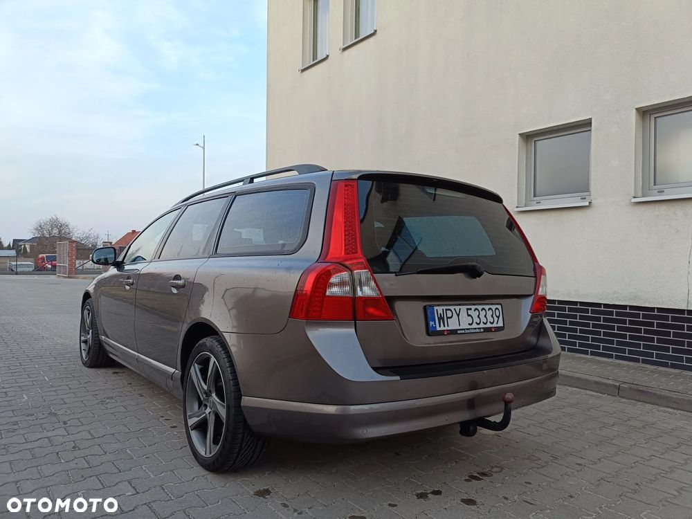 Volvo V70 2.0D Momentum - 16