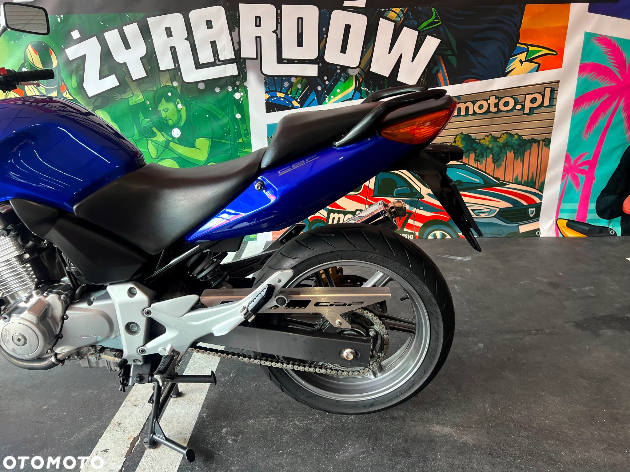 Honda CBF - 12