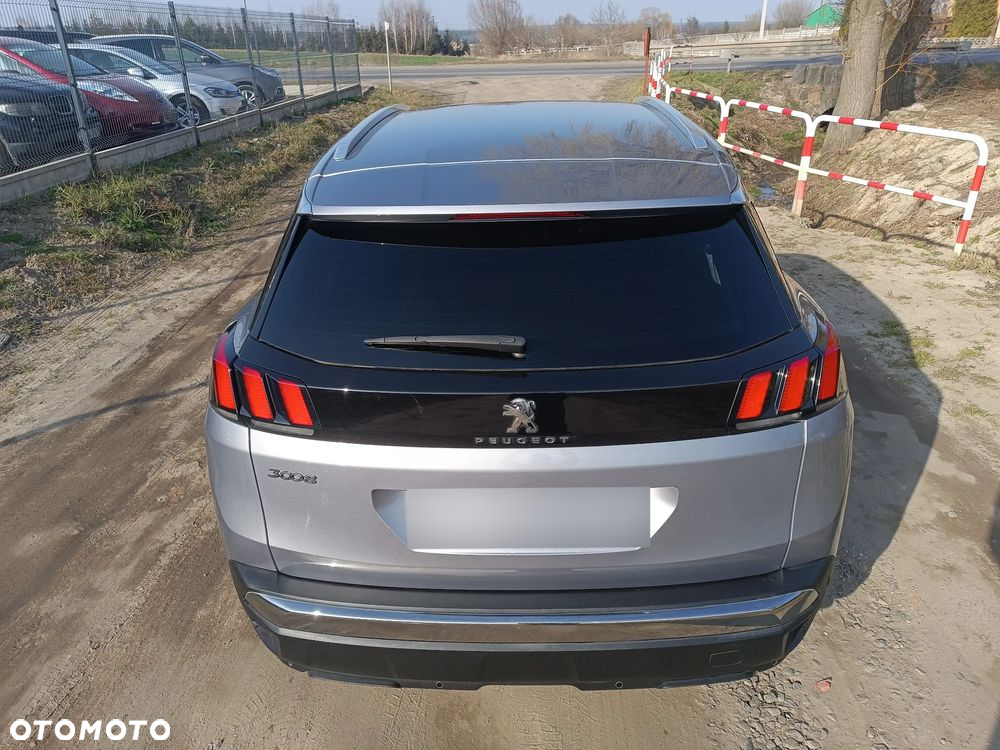 Peugeot 3008 - 22
