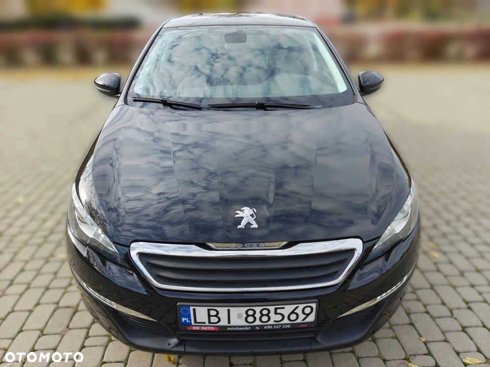 Peugeot 308 - 8