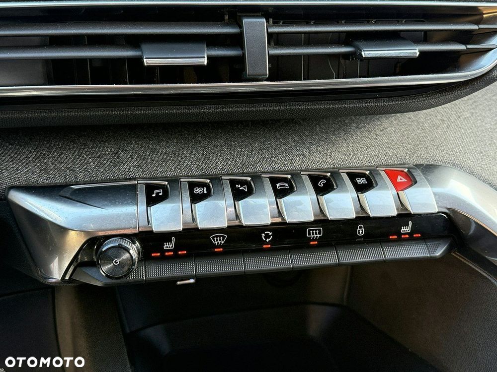 Peugeot 3008 1.5 BlueHDi Allure Pack S&S EAT8 - 7