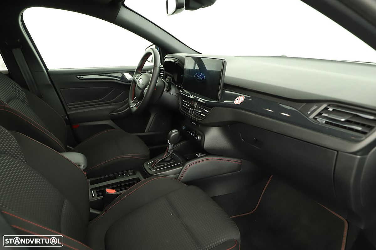 Ford Focus - 21