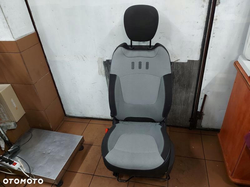 renault captur i fotel lewy przedni uk anglik - 1
