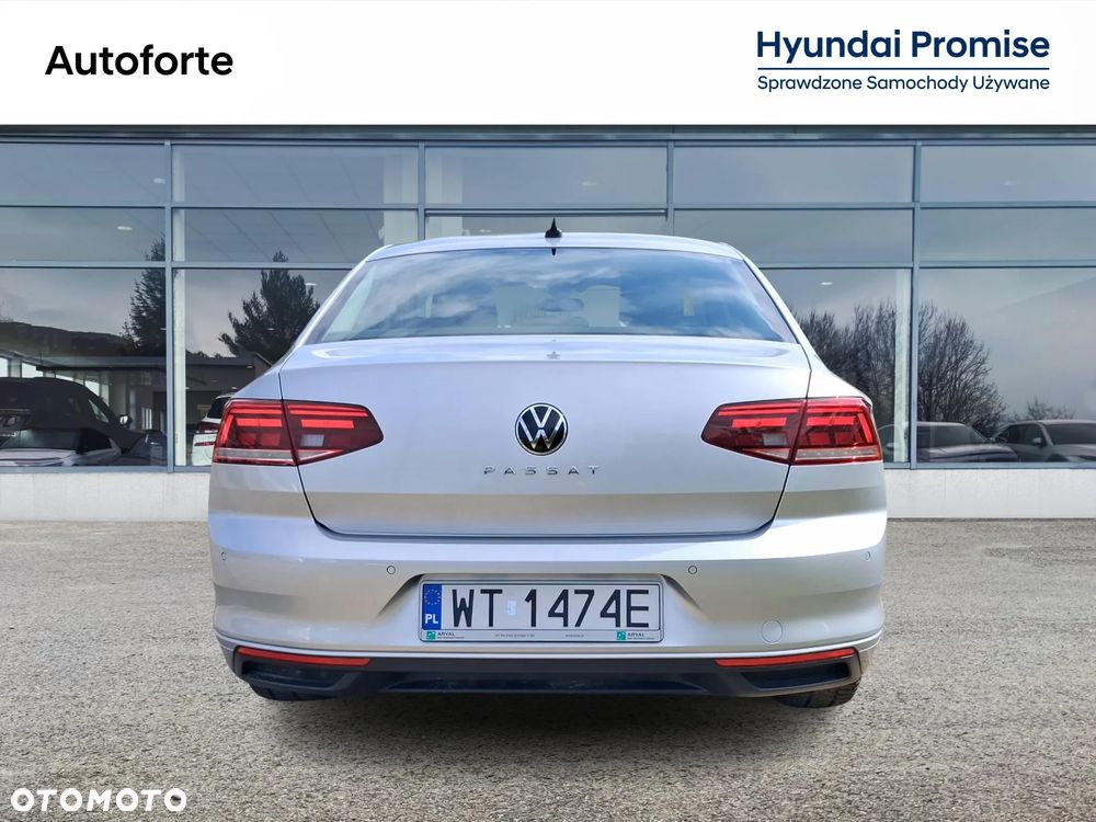 Volkswagen Passat 2.0 TDI EVO Business DSG - 4