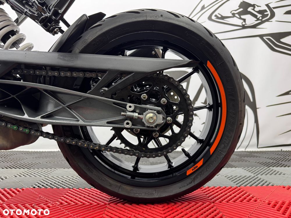 KTM Duke - 15
