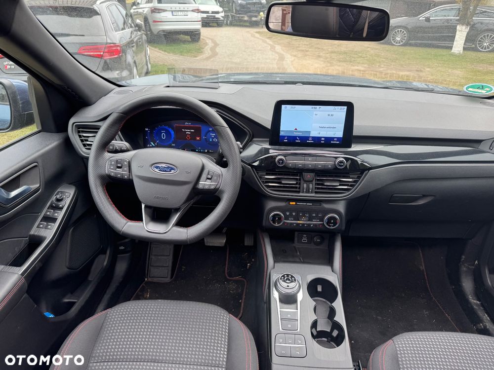 Ford Kuga - 24