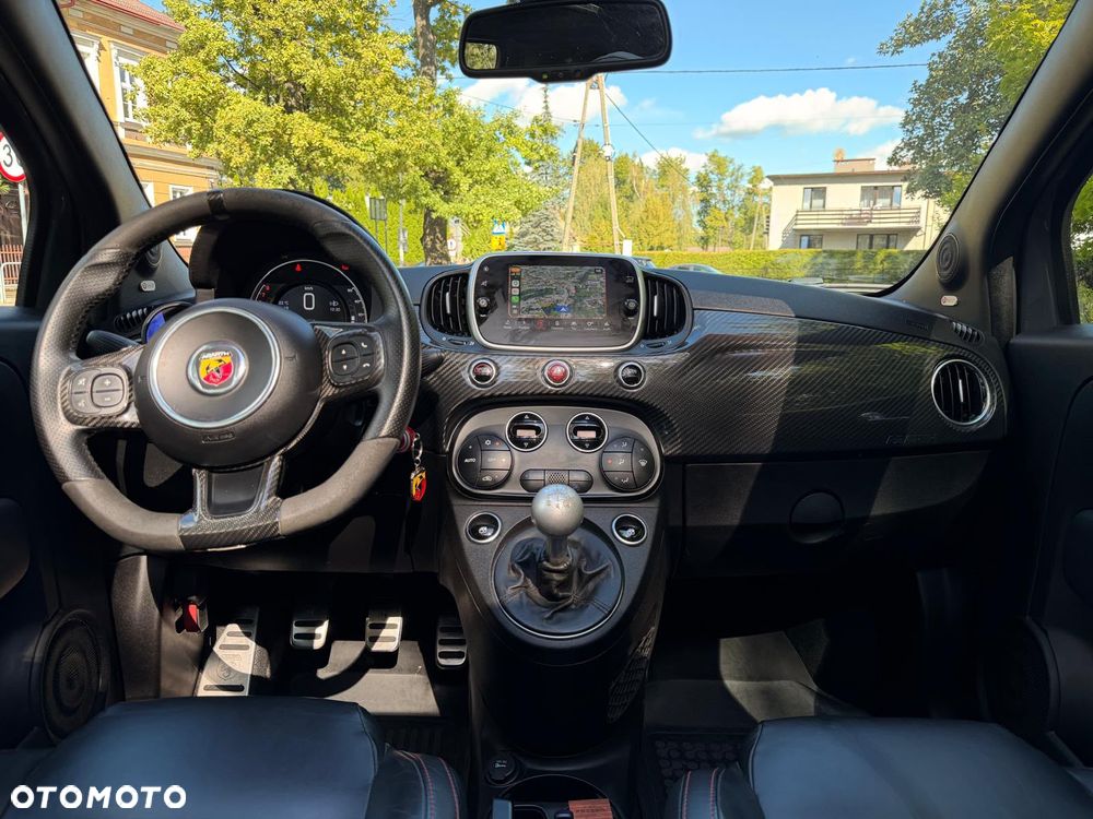 Abarth 695C - 24