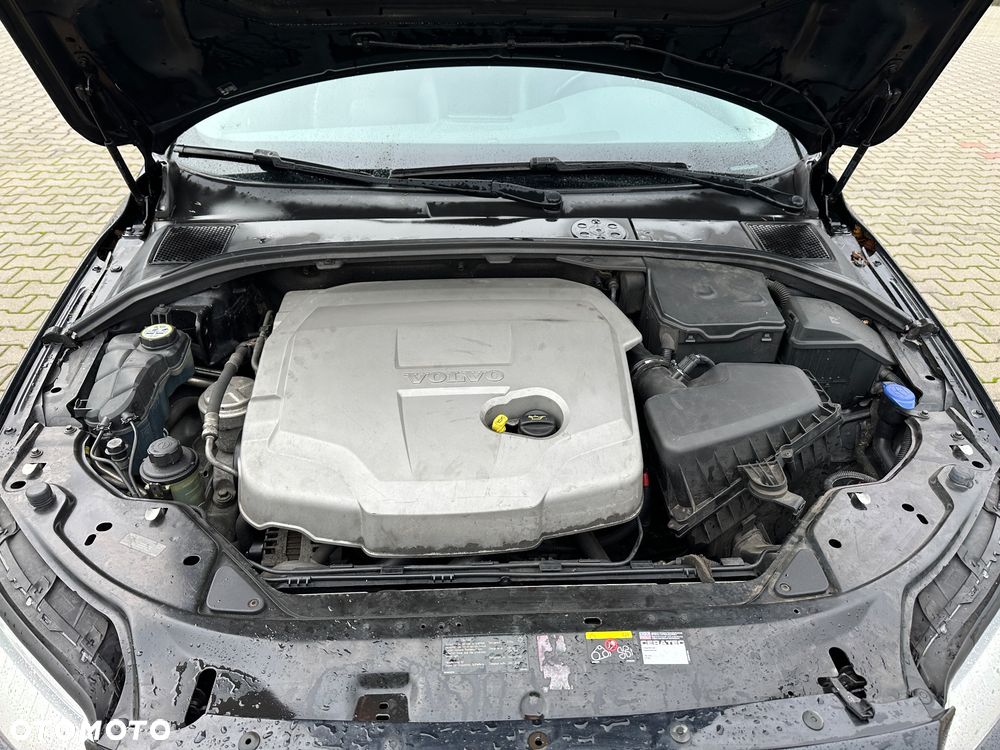 Volvo V70 2.0D Momentum - 4