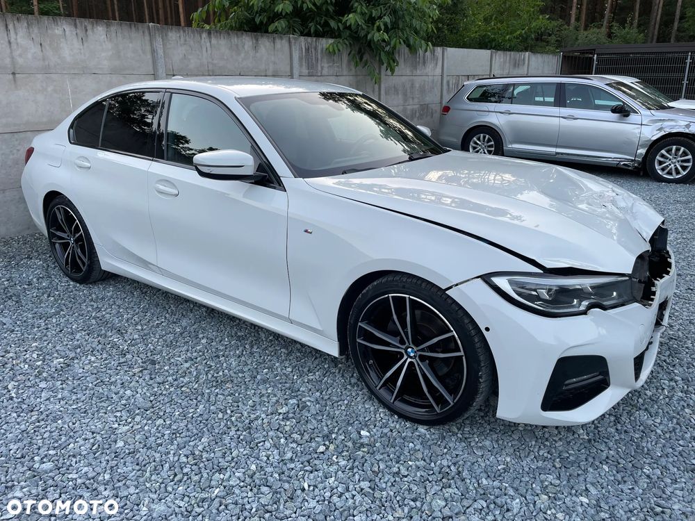 BMW Seria 3 320d Edition M Sport Shadow - 9