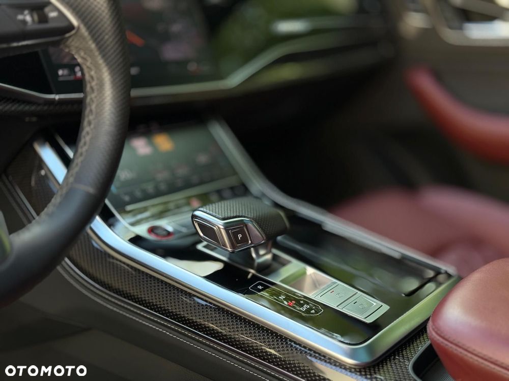 Audi SQ8 - 26