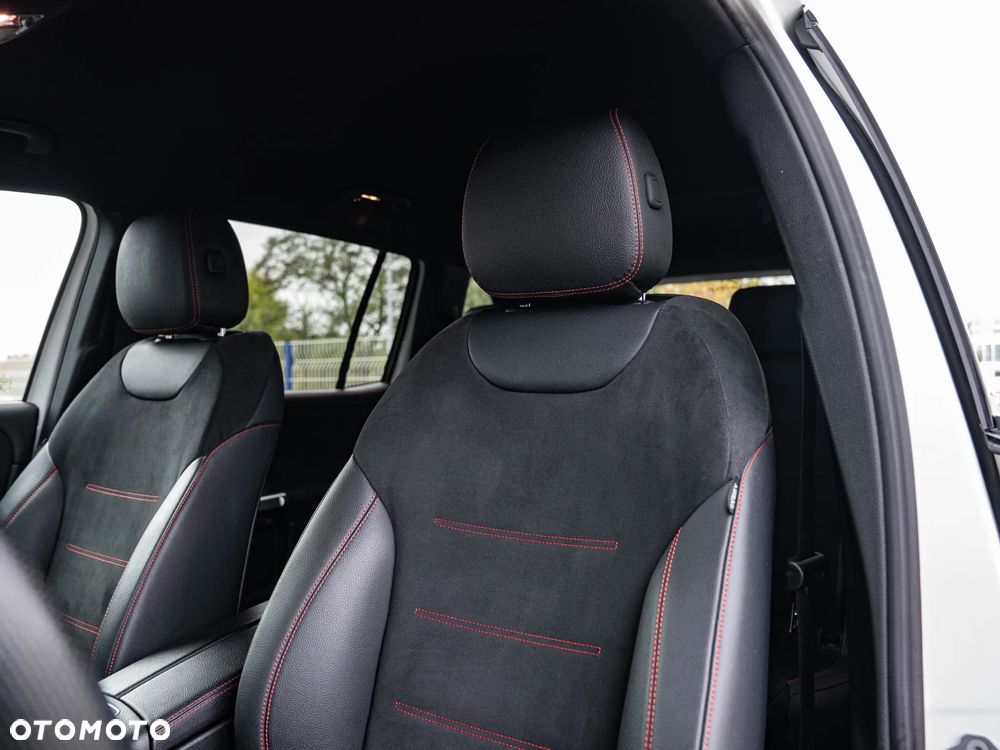 Mercedes-Benz GLB 200 7G-DCT Edition AMG Line - 24