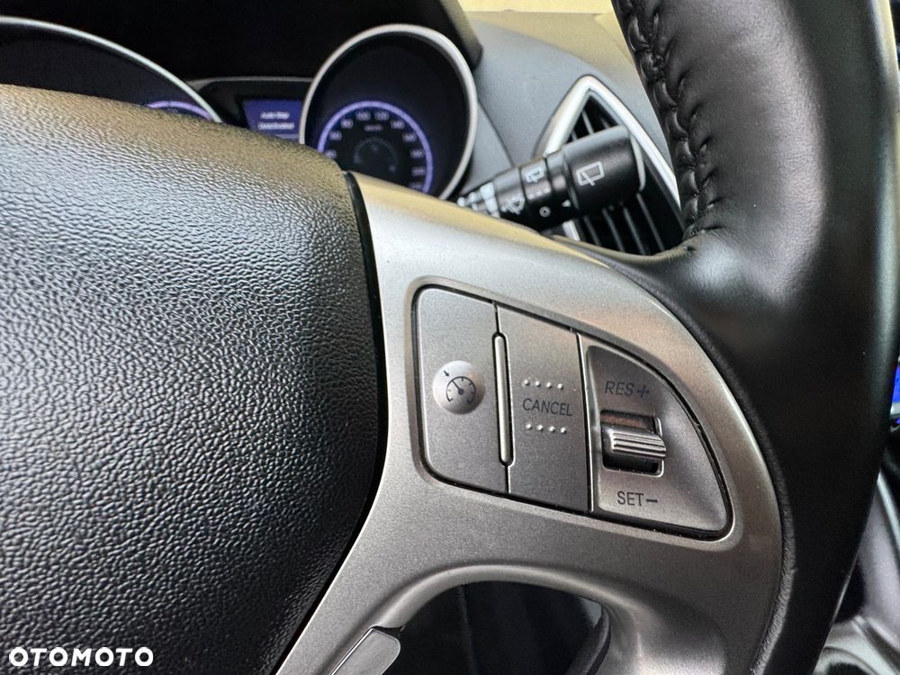 Hyundai ix35 1.7 CRDi 2WD blue Finale - 17