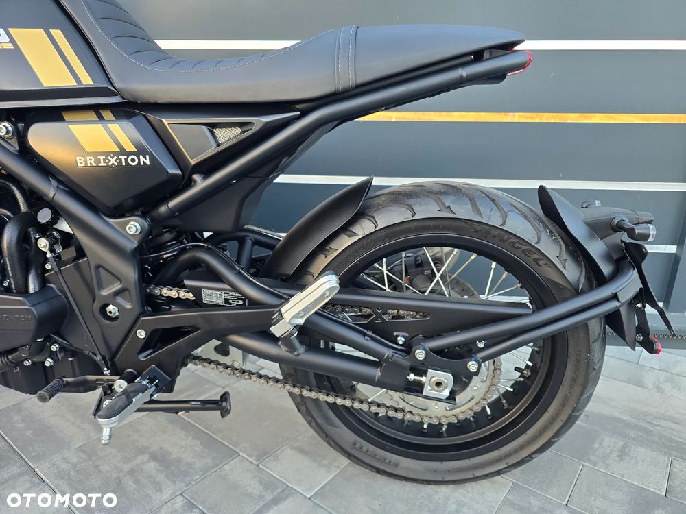 Brixton Crossfire - 16