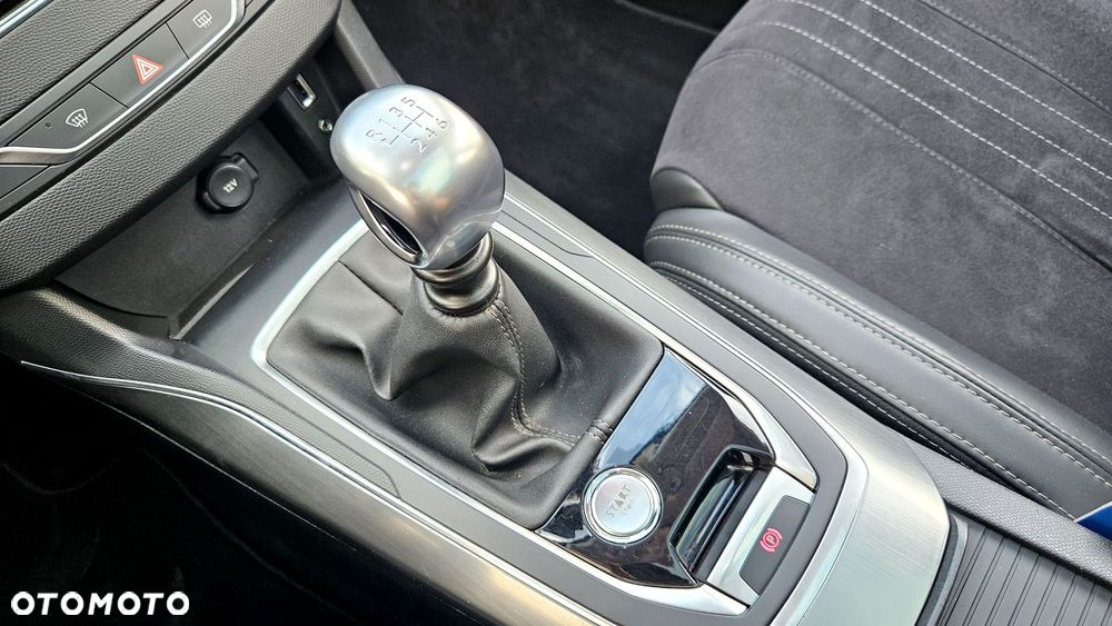 Peugeot 308 155 THP Premium - 16
