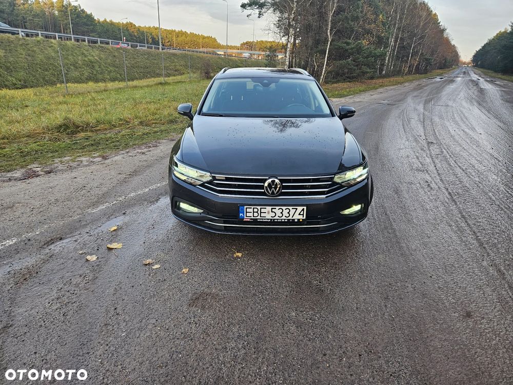 Volkswagen Passat Variant - 11