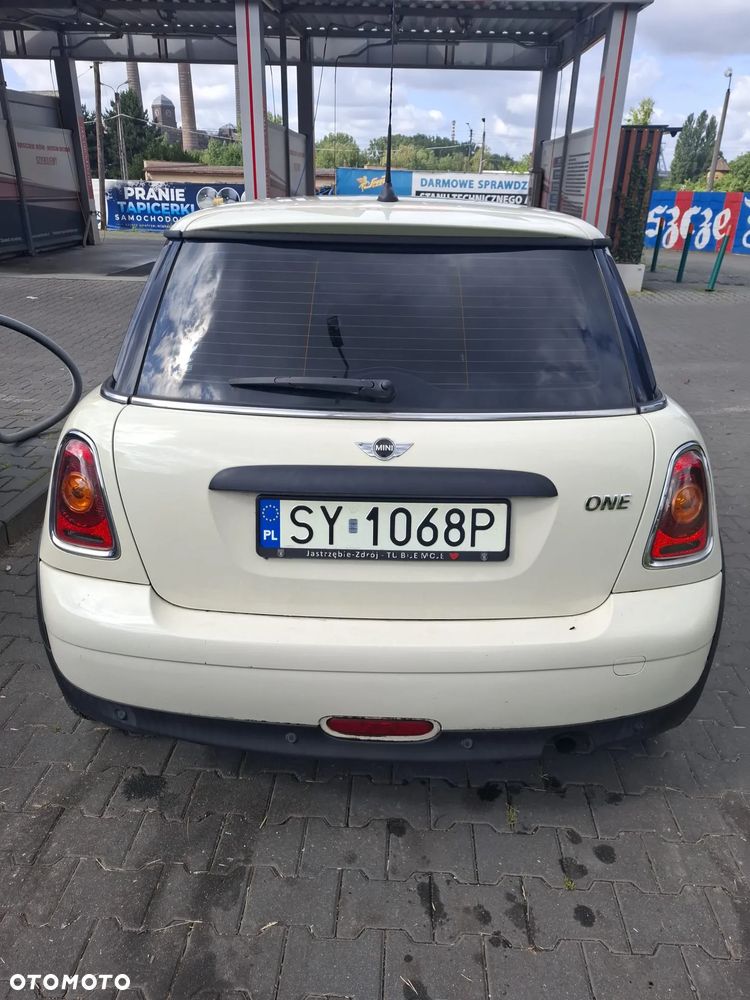 MINI ONE - 8