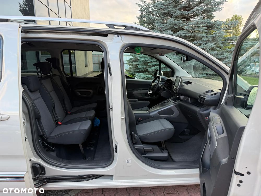 Toyota Proace City Verso Long 1.2 D-4T Family - 21