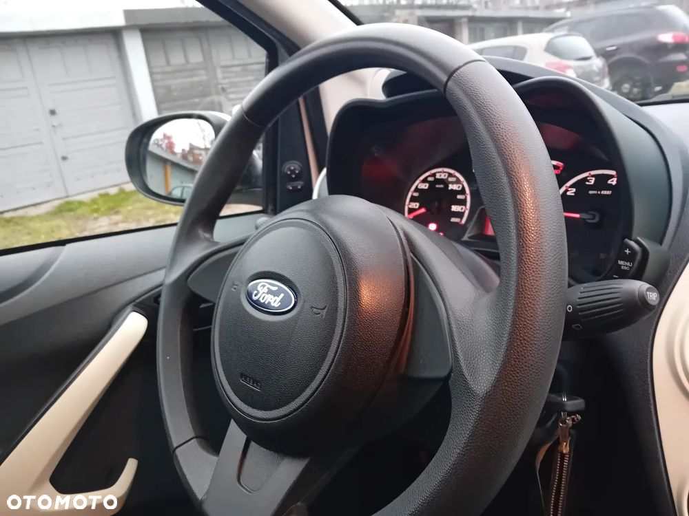 Ford KA 1.2 Start-Stopp-System Champions Edition - 12