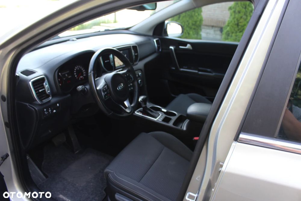 Kia Sportage 1.7 CRDI 2WD ISG Dream-Team Edition - 30