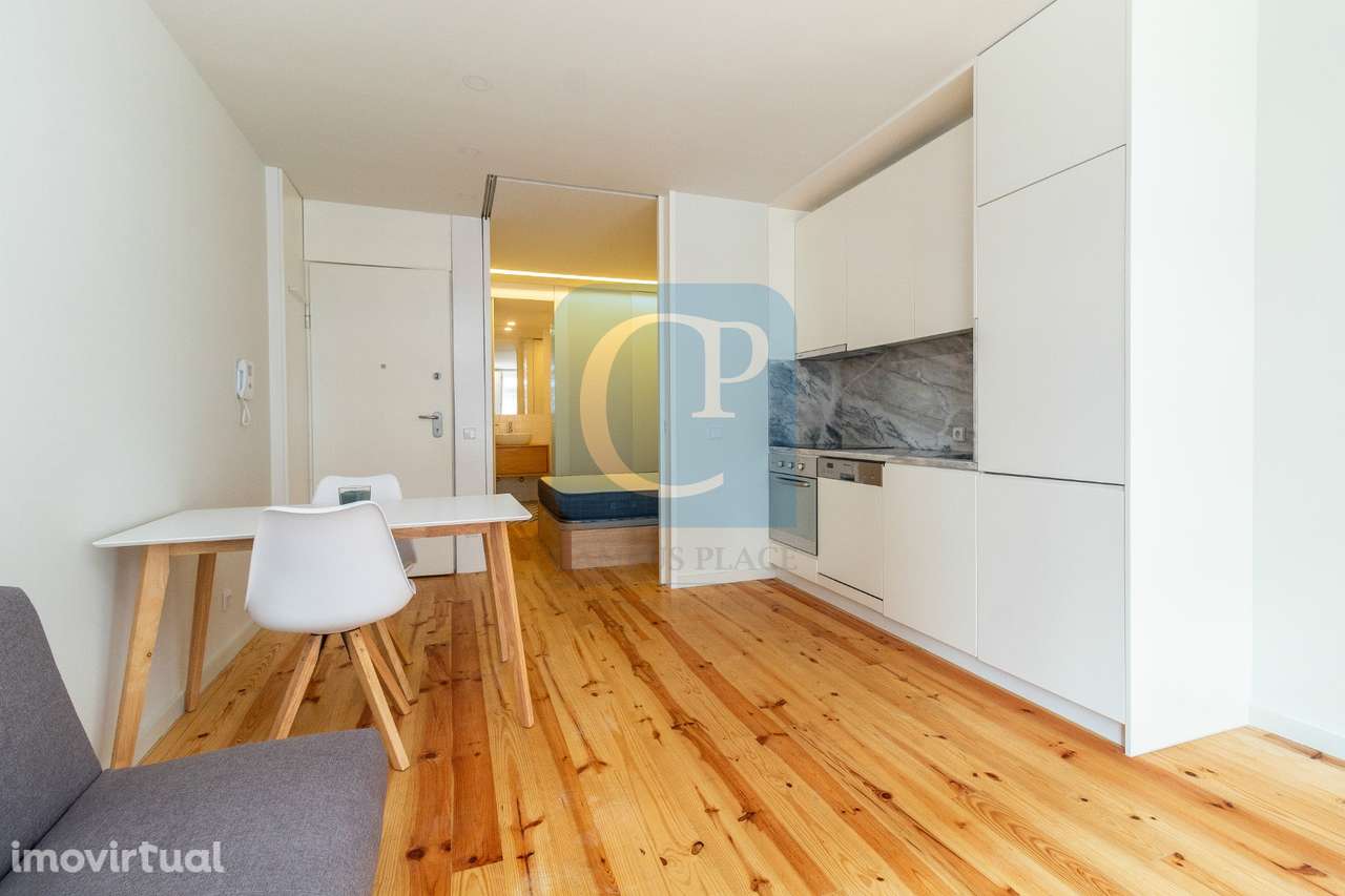 Apartamento T1 mobilado na Rua da Alegria, próximo do Marquês - Grande imagem: 2/16