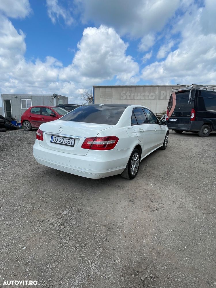 Mercedes-Benz E - 5